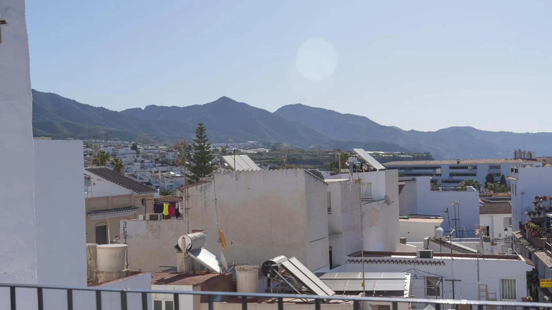 Atico Jimena Granada En El Centro De Nerja Apartamento