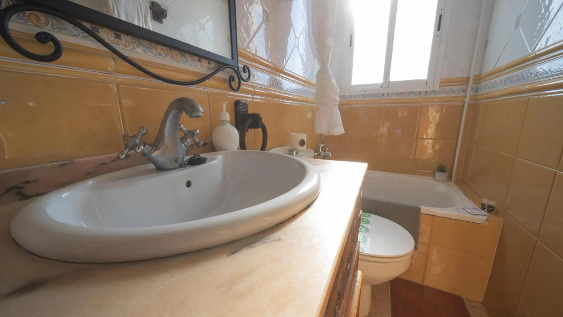 Atico Jimena Granada En El Centro De Nerja Apartamento 0*,  Espanha